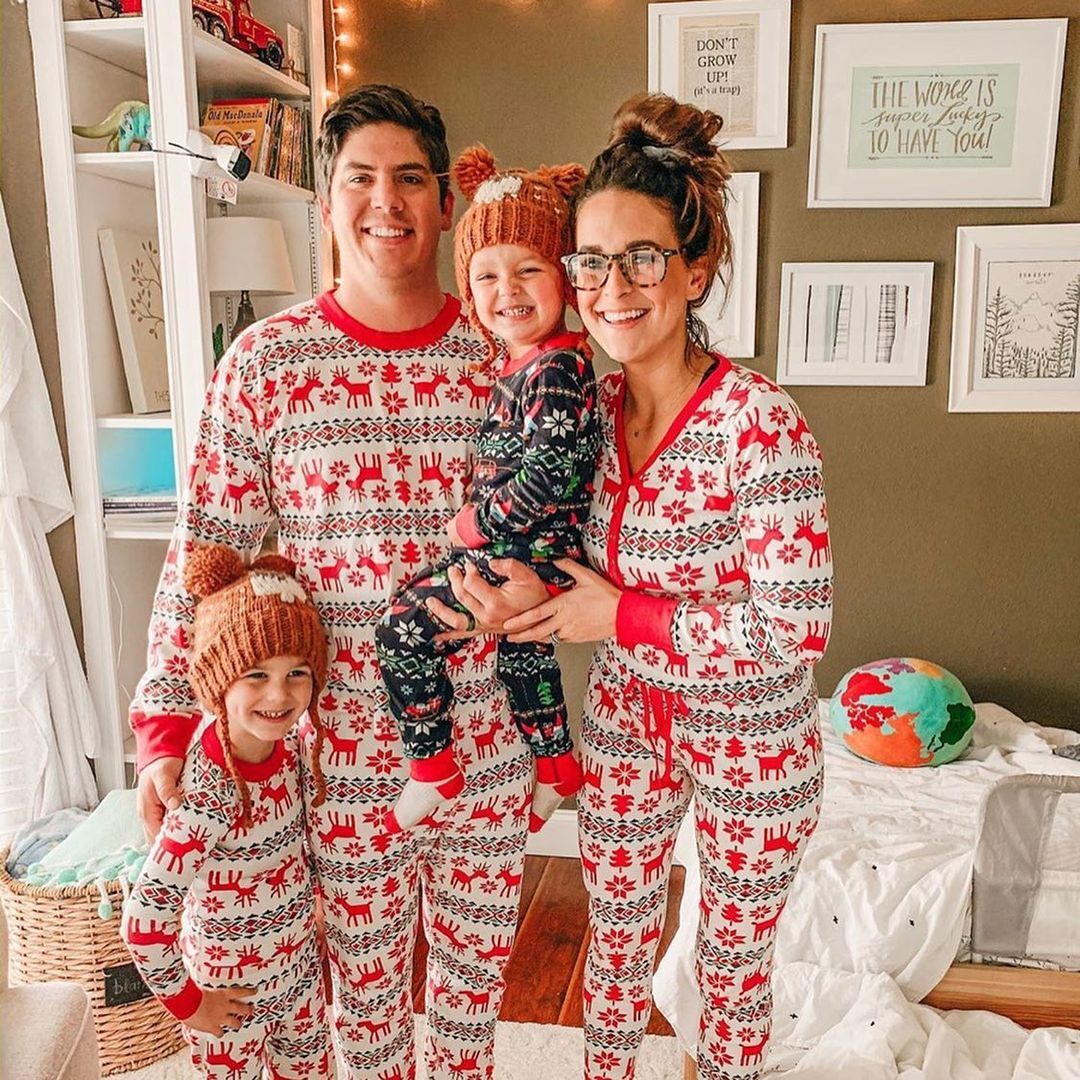 🎉 Dear Deer Christmas Family Pajamas 2-piece set