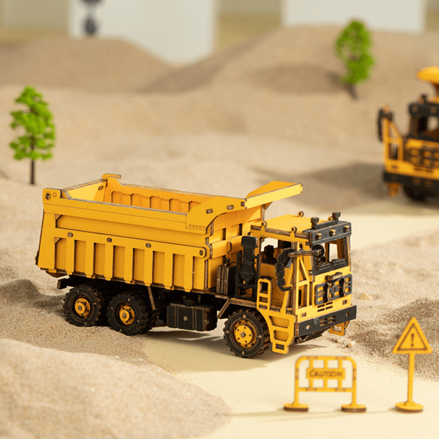 Dump truck | Construction machinery