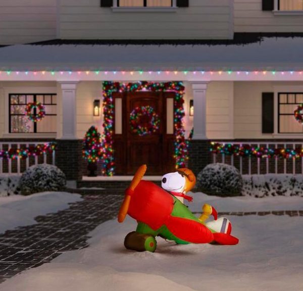 Christmas2 5 ft pre lit inflatable snoopy in airplane airblown scene