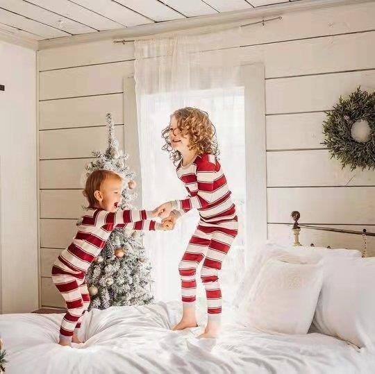 Red and White Striped Round Collar Matching Pajamas Set(with Pet Dog Clothes)