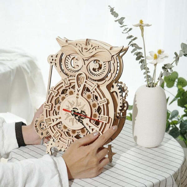 Owl Puzzle as Pendulum Clock