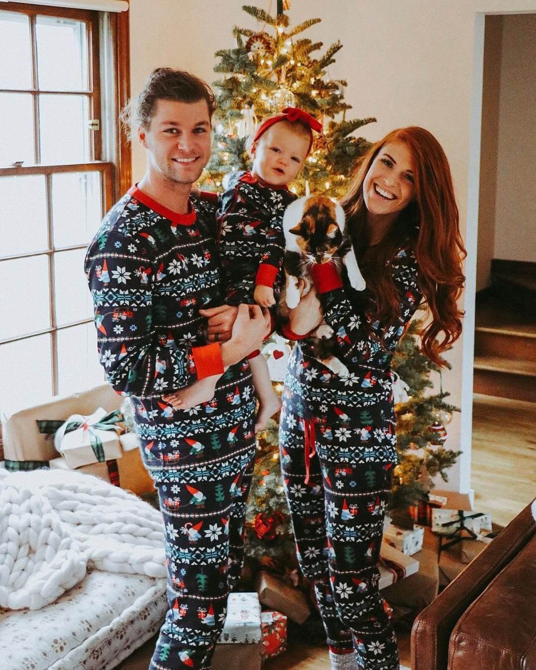 Cute Black Santa Print Family Matching Pajamas Sets