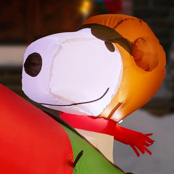 Christmas2 5 ft pre lit inflatable snoopy in airplane airblown scene Petitti Garden Centers