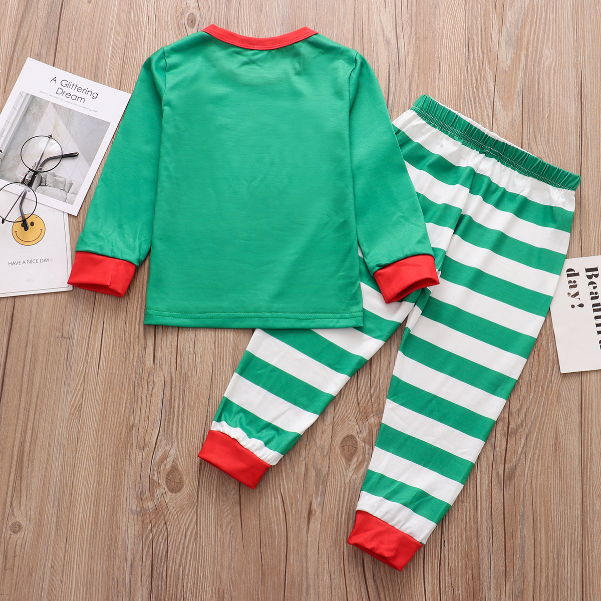 Green merry christmas print parent-child outfit