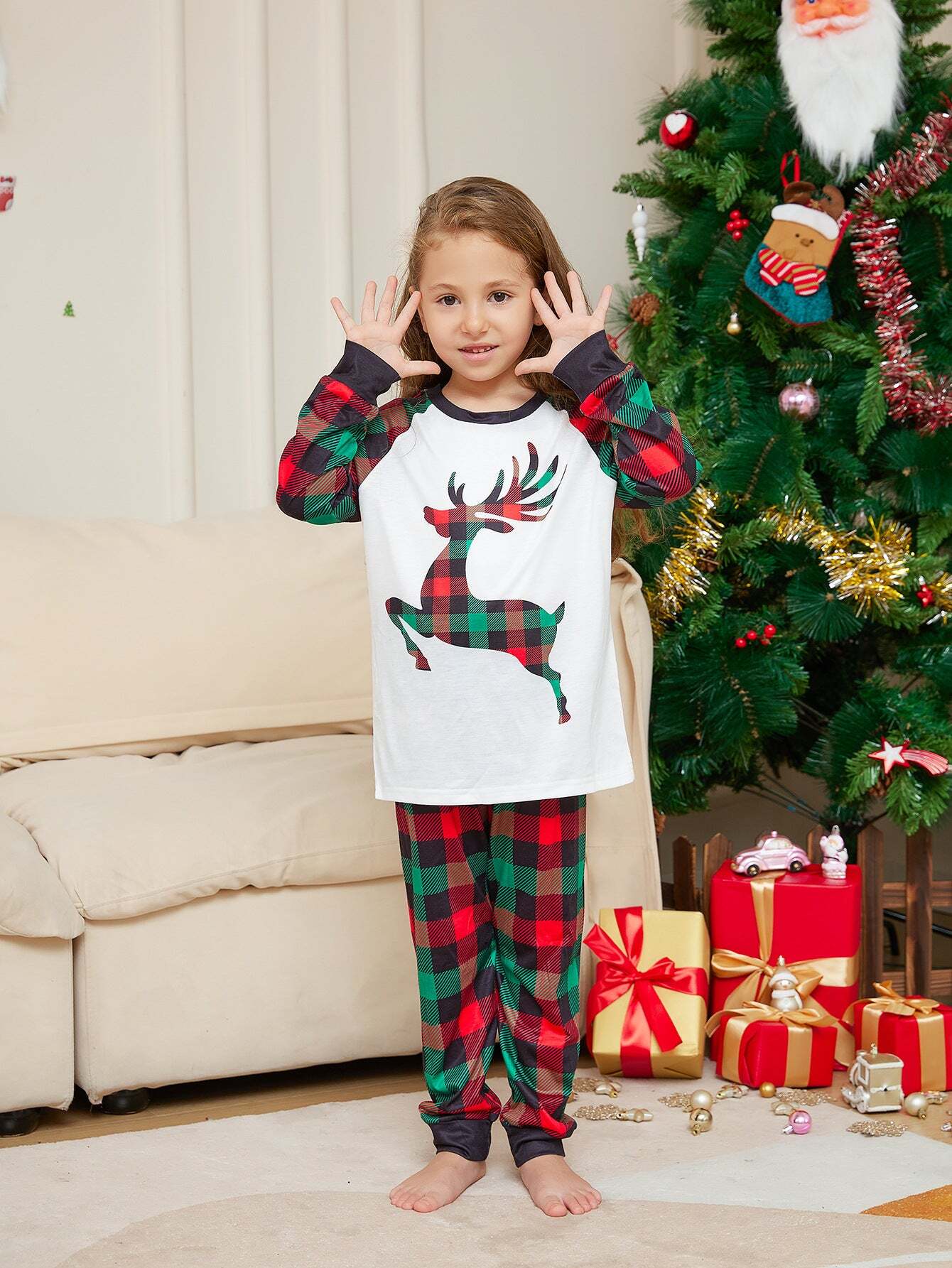 Christmas Checkered Deer Fmalily Matching Pajamas Sets (with Pet's)
