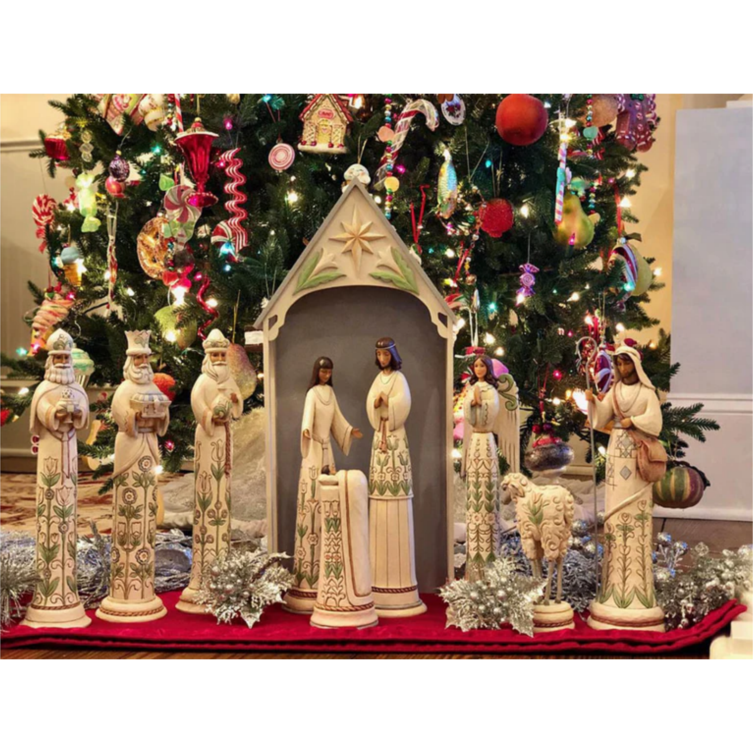Nativity Scene 9 Characters & Stable 32 cm
