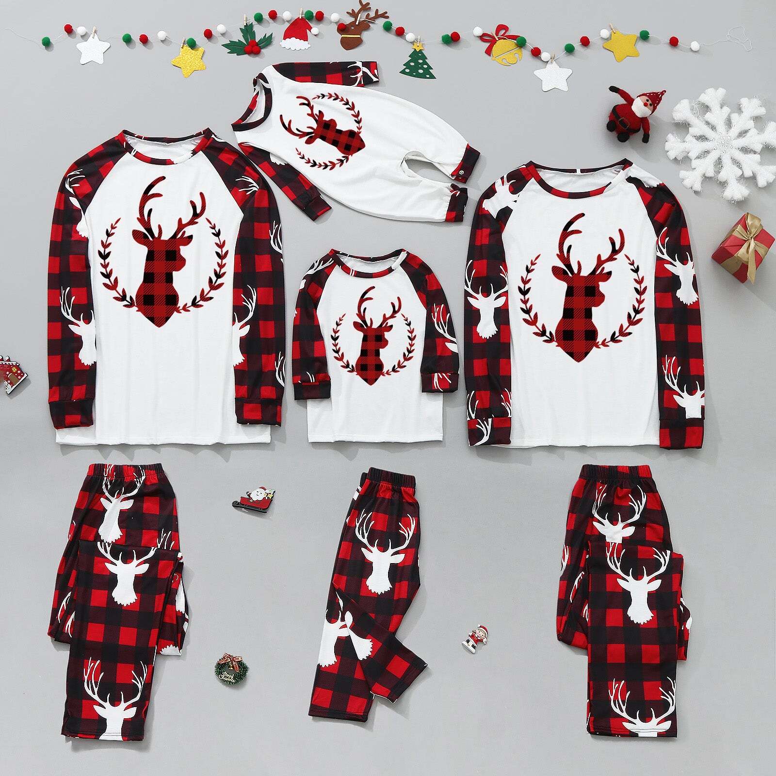 Christmas Deer Print Fmalily Matching Pajamas Sets