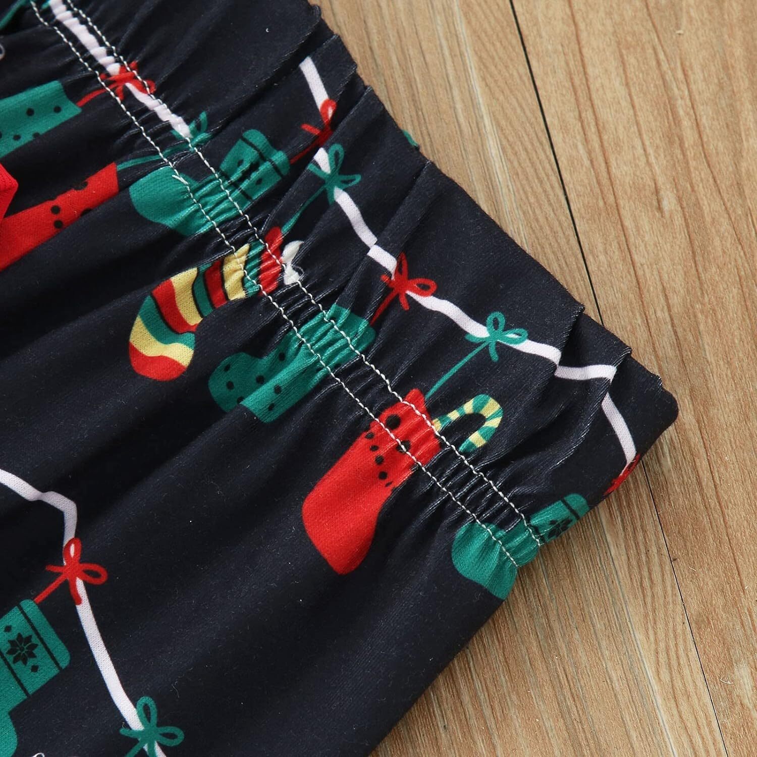 Black Christmas Light Bulb Fmalily Matching Pajamas Sets (with Pet's dog clothes)