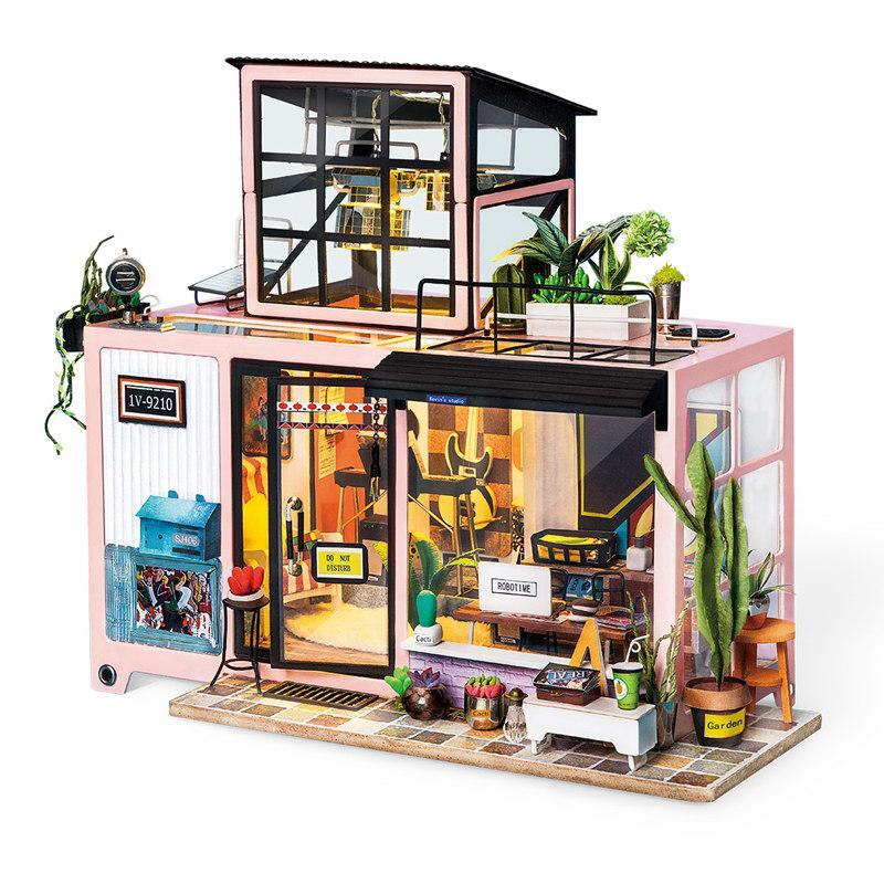 Rolife DIY Miniature Dollhouse - Kevin's Studio DG13