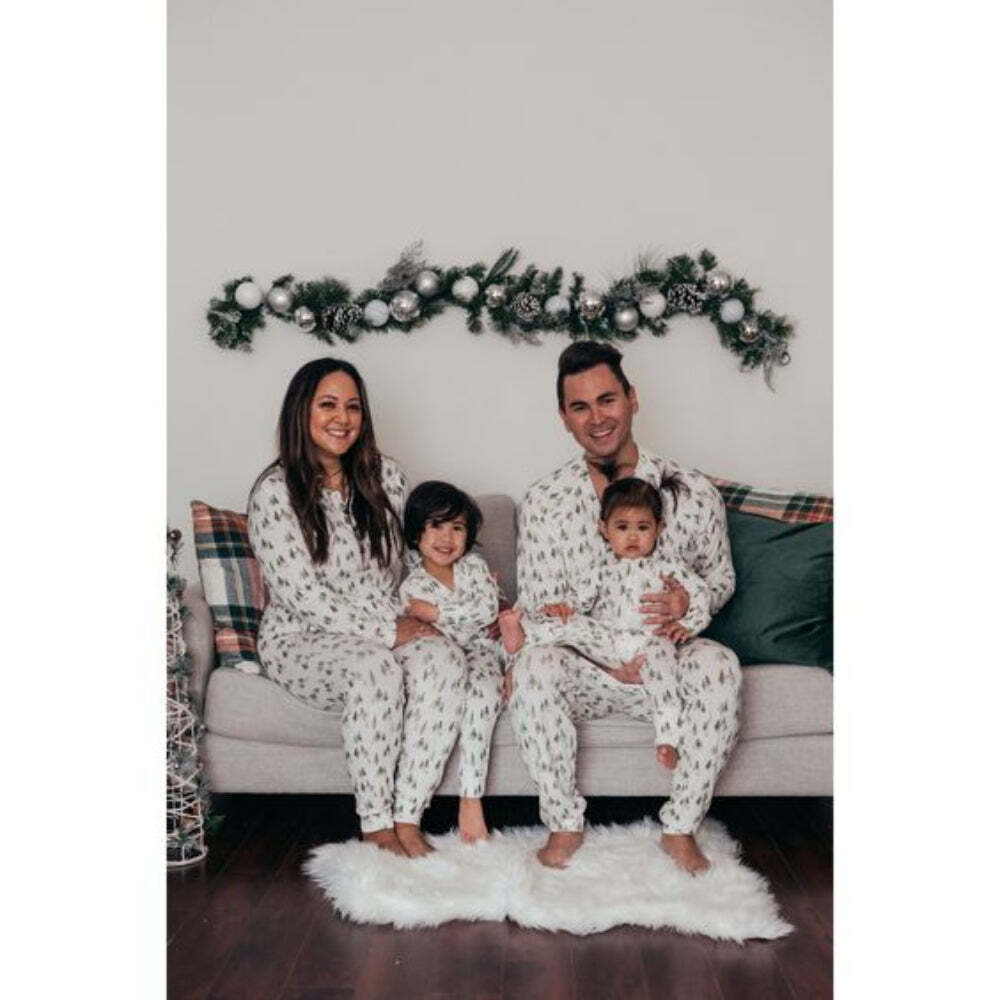 White Little Christmas Tree Fmalily Matching Pajamas Sets (With Pet Dog's Pj's)