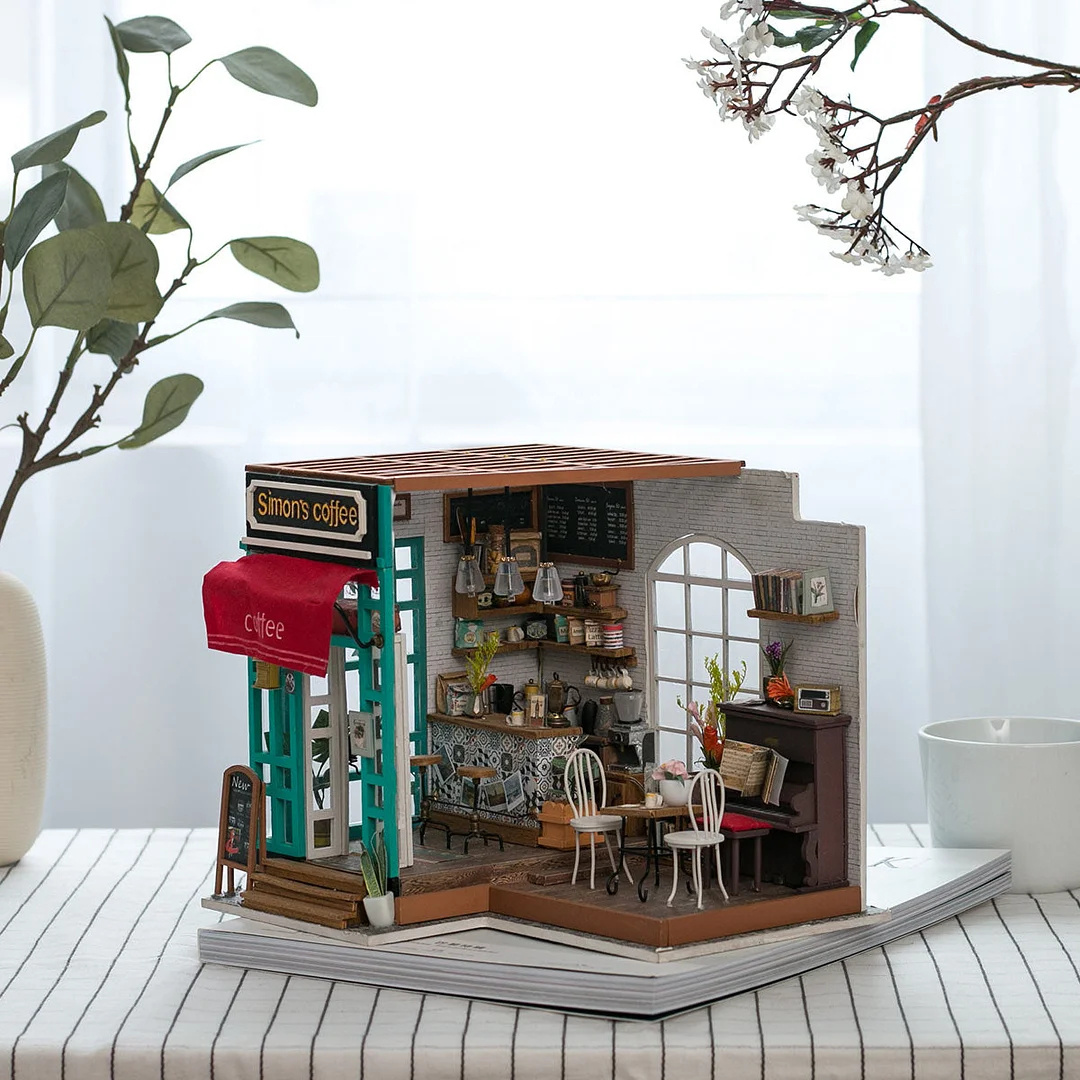 Rolife DIY Miniature Dollhouse - Simon's Coffee DG109